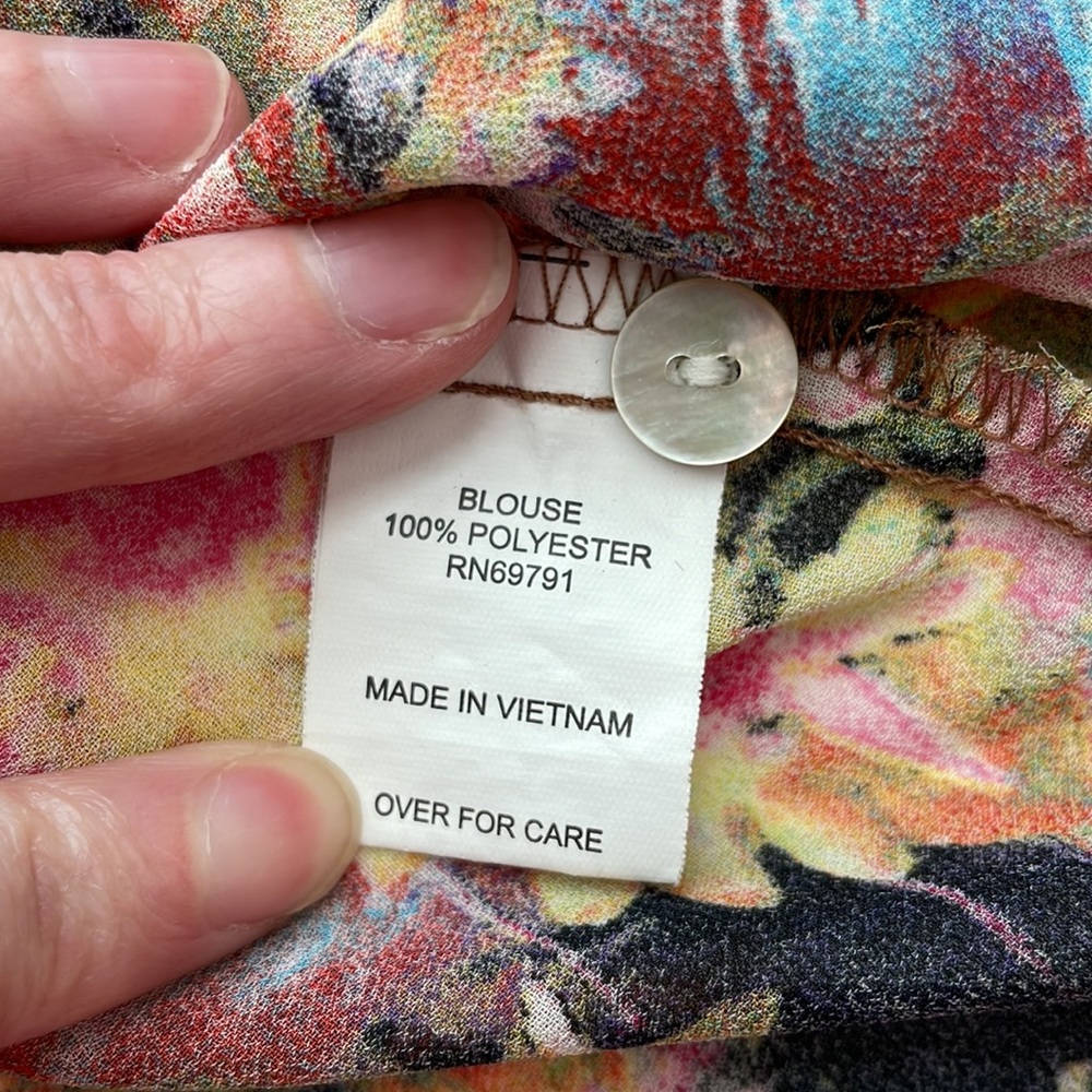 3/$20 Anthropologie Fig & Flower Blouse - Picture 11 of 12